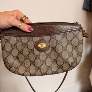 Authentic Vintage Gucci Brown GG Canvas Supreme with Gold-Tone Logo